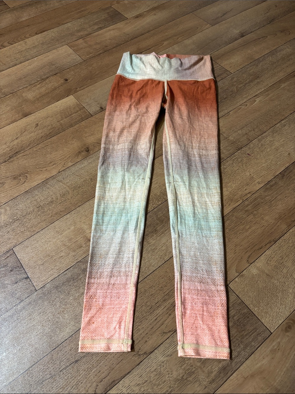 Niyama Sol leggings Hot Yoga Pilates Small Brand tag Missing gym athleisure soft